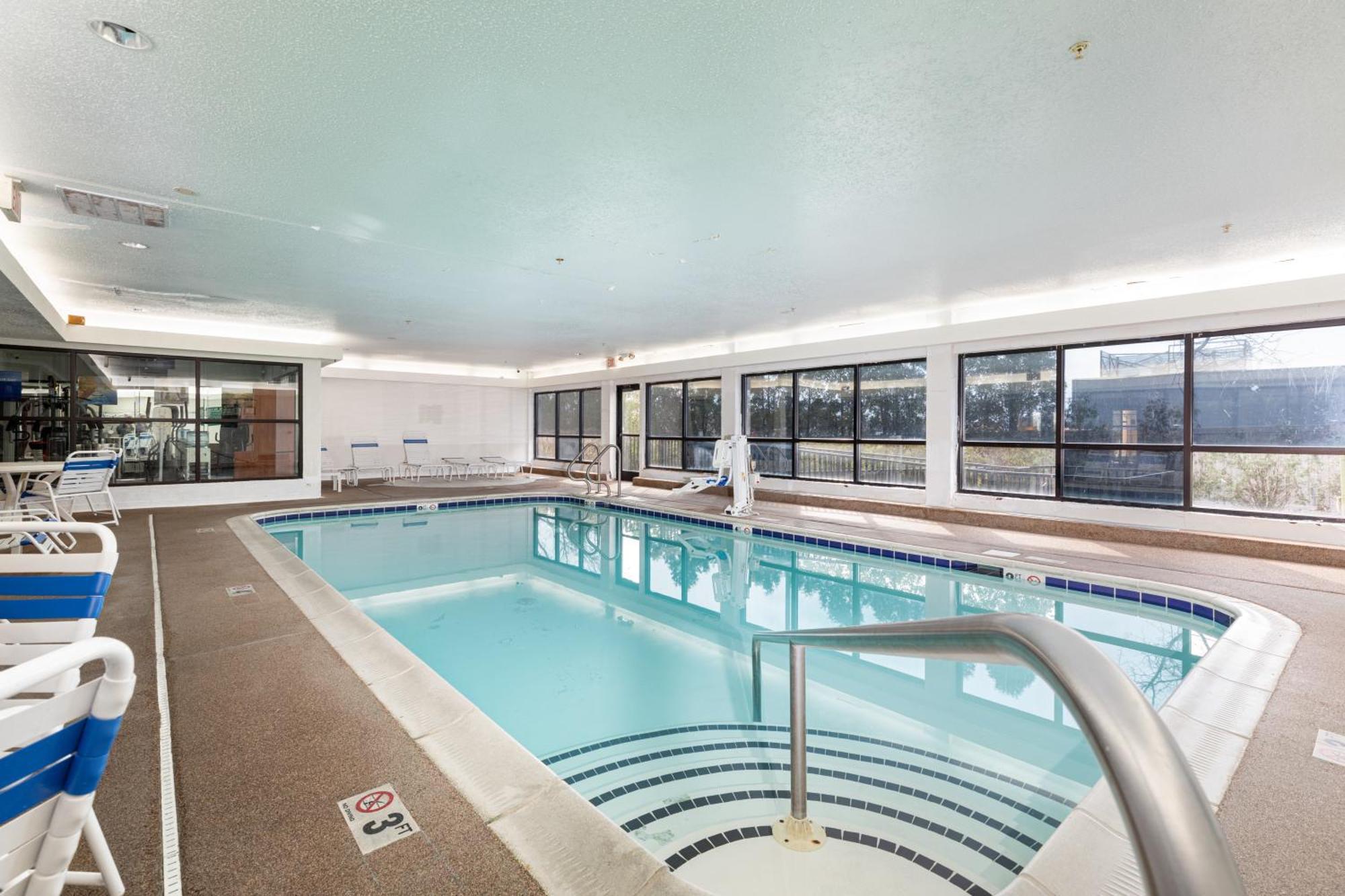 Comfort Suites Lombard - Addison Buitenkant foto